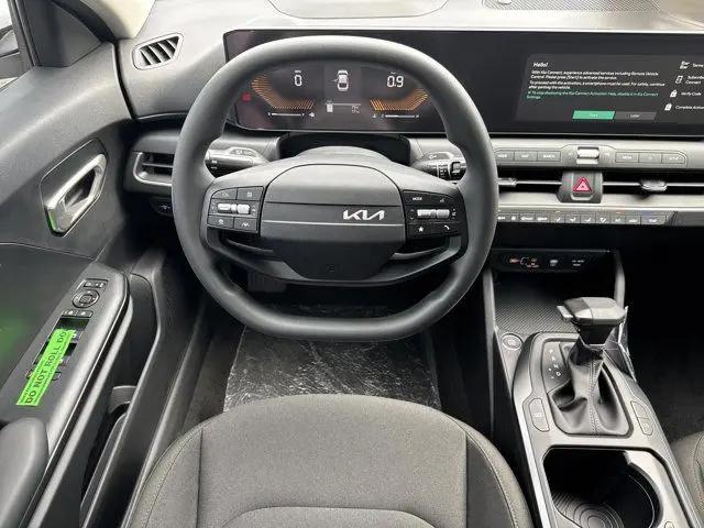 2026 Kia K4 LX