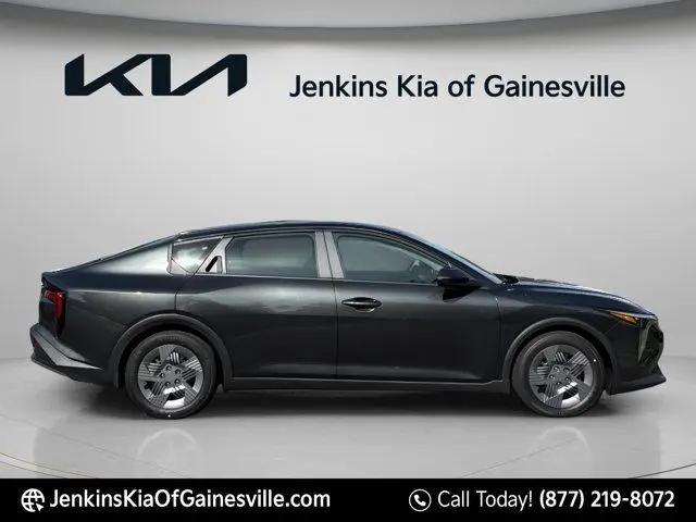2026 Kia K4 LX