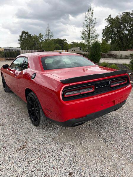 2016 Dodge Challenger SXT