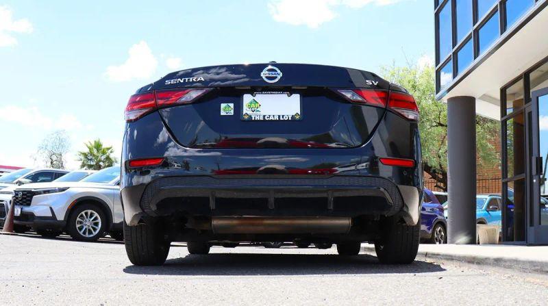 2021 Nissan Sentra SV Xtronic CVT