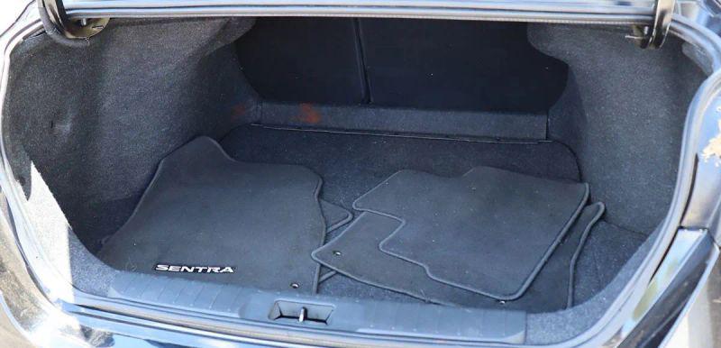 2021 Nissan Sentra SV Xtronic CVT