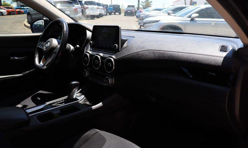 2021 Nissan Sentra SV Xtronic CVT