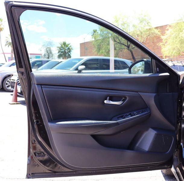 2021 Nissan Sentra SV Xtronic CVT