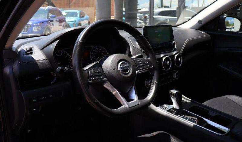 2021 Nissan Sentra SV Xtronic CVT