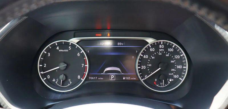 2021 Nissan Sentra SV Xtronic CVT