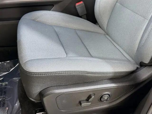 2021 Ram 1500 Big Horn Crew Cab 4x2 5'7" Box