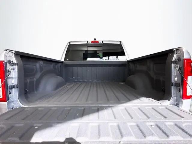 2021 Ram 1500 Big Horn Crew Cab 4x2 5'7" Box