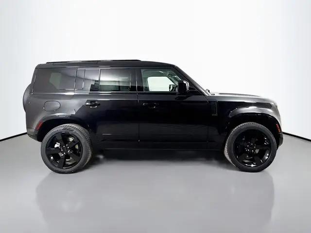 2026 Land Rover Defender P400 X-Dynamic SE
