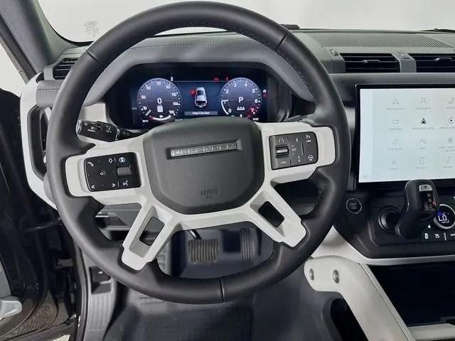 2026 Land Rover Defender P400 X-Dynamic SE