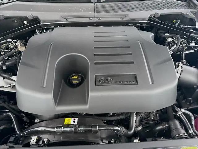2026 Land Rover Defender P400 X-Dynamic SE