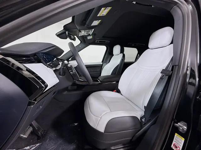 2026 Land Rover Range Rover Sport P400 Dynamic SE