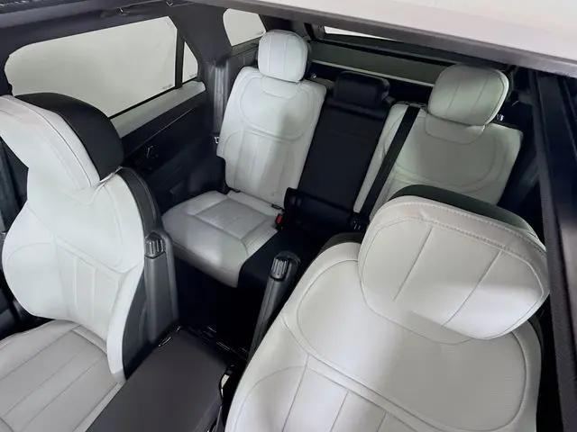 2026 Land Rover Range Rover Sport P400 Dynamic SE