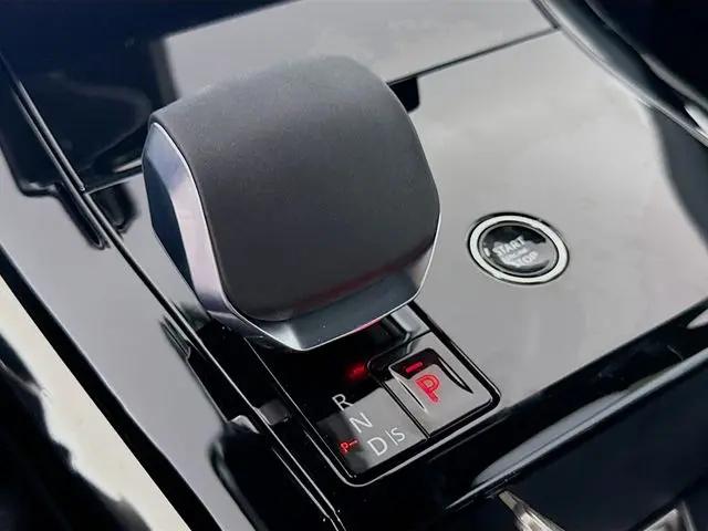 2026 Land Rover Range Rover Sport P400 Dynamic SE
