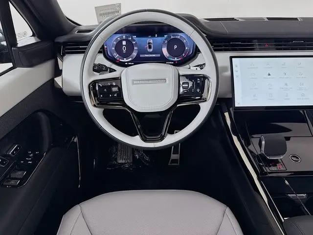 2026 Land Rover Range Rover Sport P400 Dynamic SE