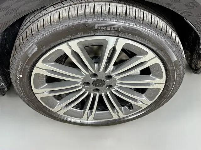 2026 Land Rover Range Rover Sport P400 Dynamic SE