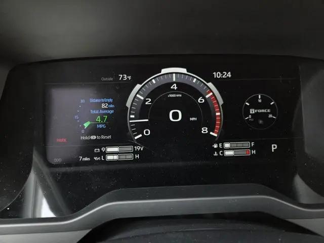 2026 Toyota Tundra Platinum CrewMax 5.5' Bed