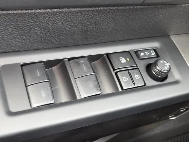 2026 Toyota Tundra Platinum CrewMax 5.5' Bed