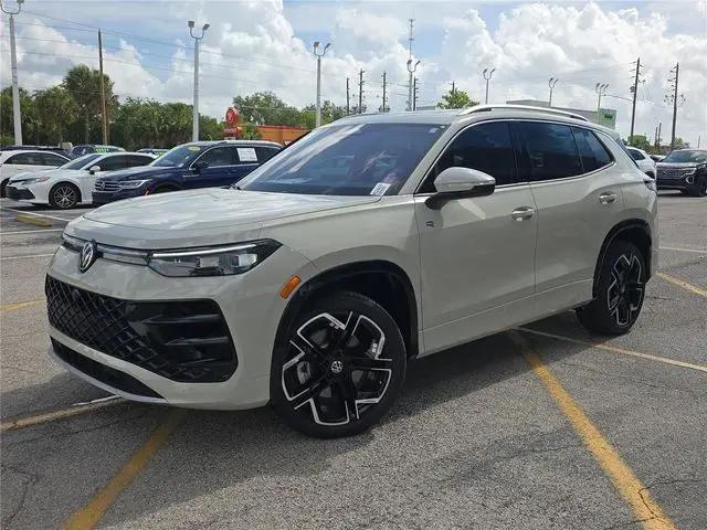 2026 Volkswagen Tiguan SEL R-Line Turbo