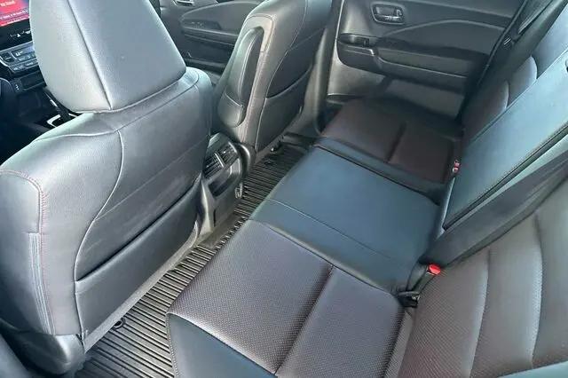 2017 Honda Ridgeline Black Edition