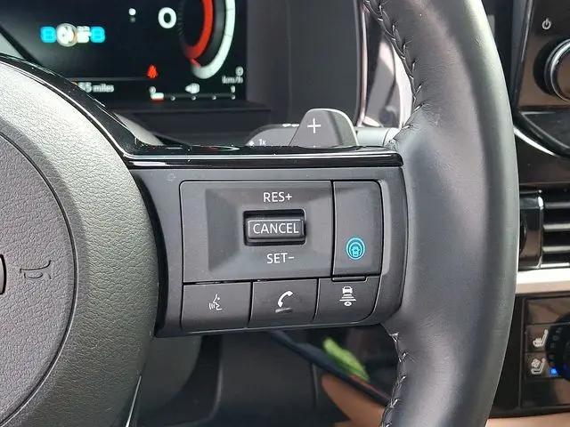 2025 Nissan Pathfinder Platinum 4WD