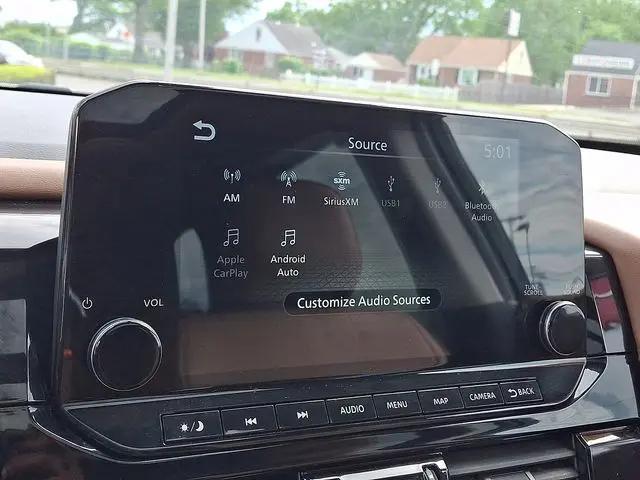 2025 Nissan Pathfinder Platinum 4WD