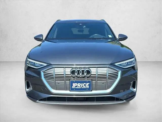 2019 Audi e-tron Premium Plus