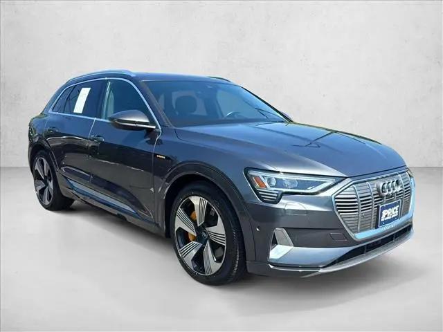 2019 Audi e-tron Premium Plus