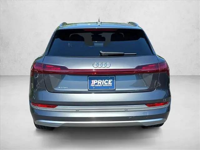 2019 Audi e-tron Premium Plus