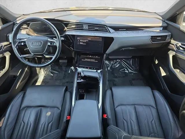 2019 Audi e-tron Premium Plus