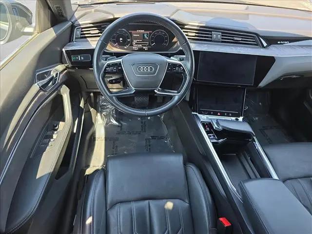 2019 Audi e-tron Premium Plus