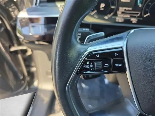 2019 Audi e-tron Premium Plus