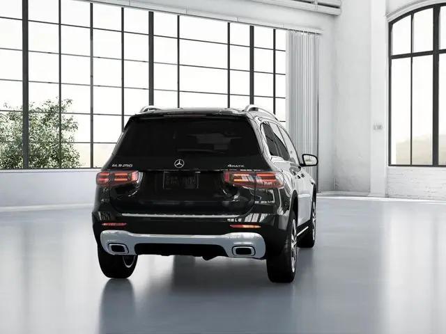 2026 Mercedes-Benz GLB 4MATIC