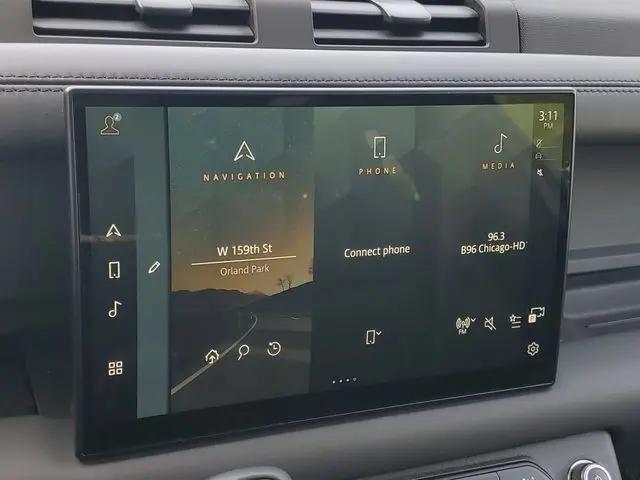2024 Land Rover Defender 90 P525 V8