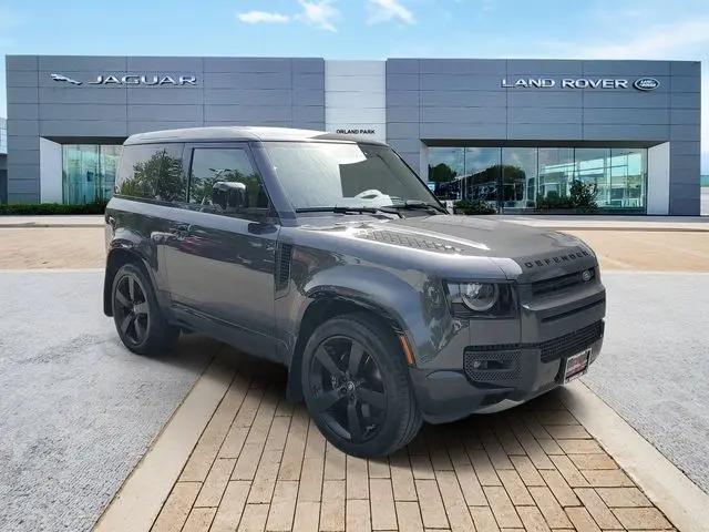 2024 Land Rover Defender 90 P525 V8