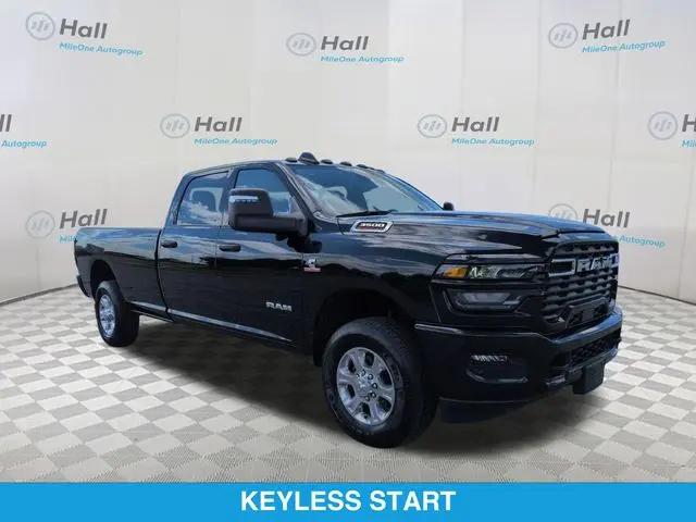 2026 Ram 3500 Big Horn Crew Cab 4x4 8' Box