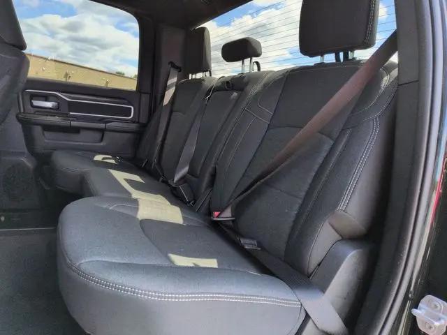 2026 Ram 3500 Big Horn Crew Cab 4x4 8' Box