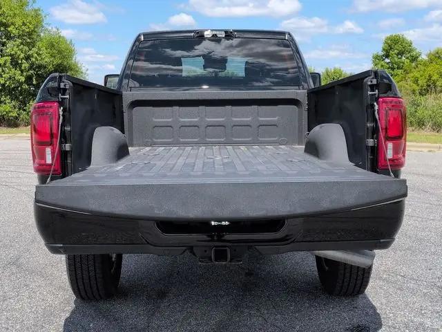 2026 Ram 3500 Big Horn Crew Cab 4x4 8' Box