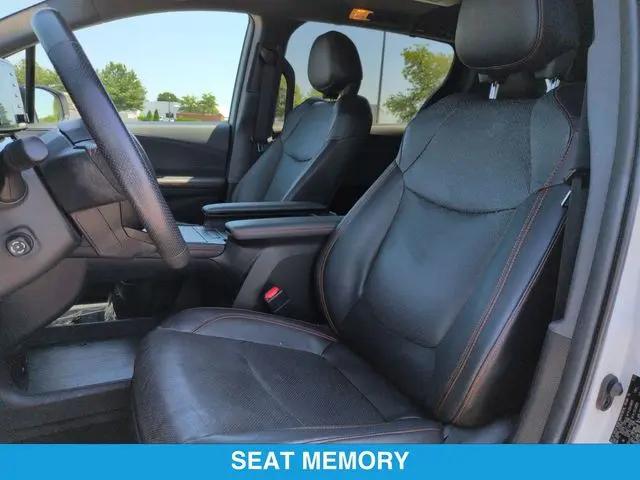 2024 Toyota Sienna XSE