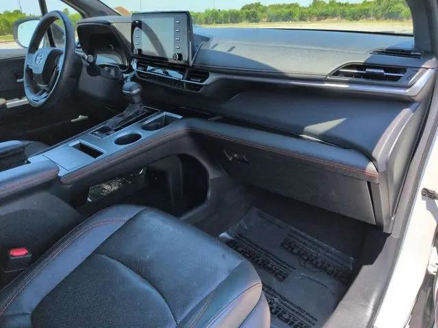2024 Toyota Sienna XSE