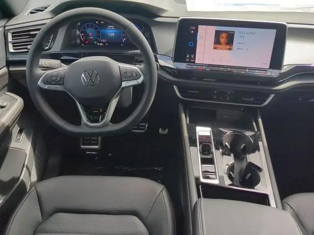 2026 Volkswagen Atlas Cross Sport SEL R-Line Black