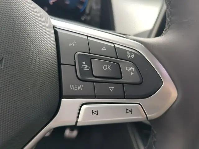 2026 Volkswagen Atlas Cross Sport SEL R-Line Black