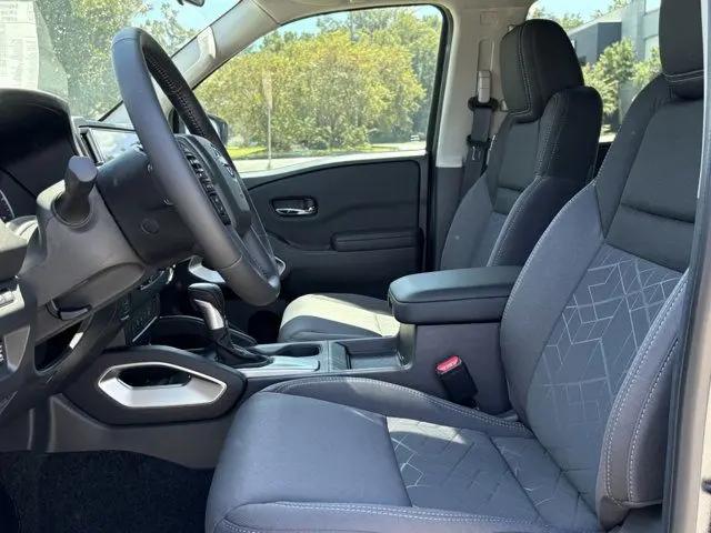 2026 Nissan Frontier Crew Cab Long Bed SV 4x2