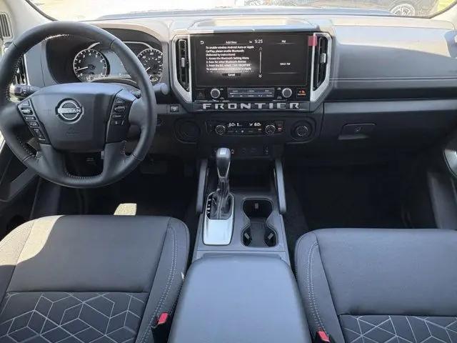 2026 Nissan Frontier Crew Cab Long Bed SV 4x2