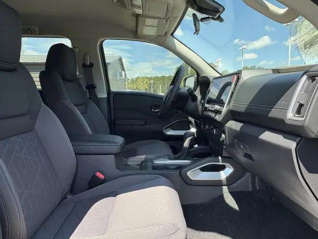 2026 Nissan Frontier Crew Cab Long Bed SV 4x2