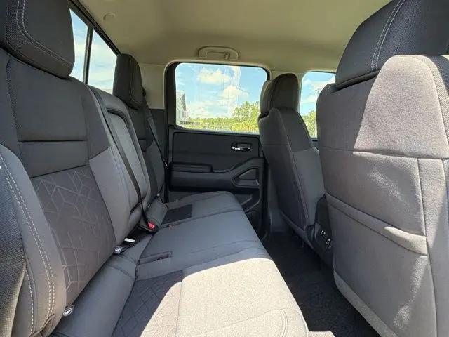 2026 Nissan Frontier Crew Cab Long Bed SV 4x2