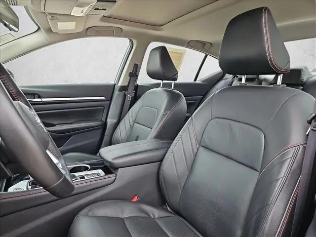 2025 Nissan Altima SR AWD