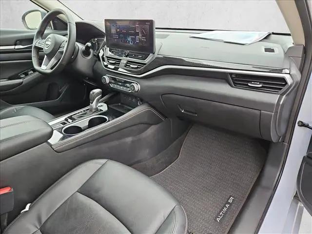 2025 Nissan Altima SR AWD