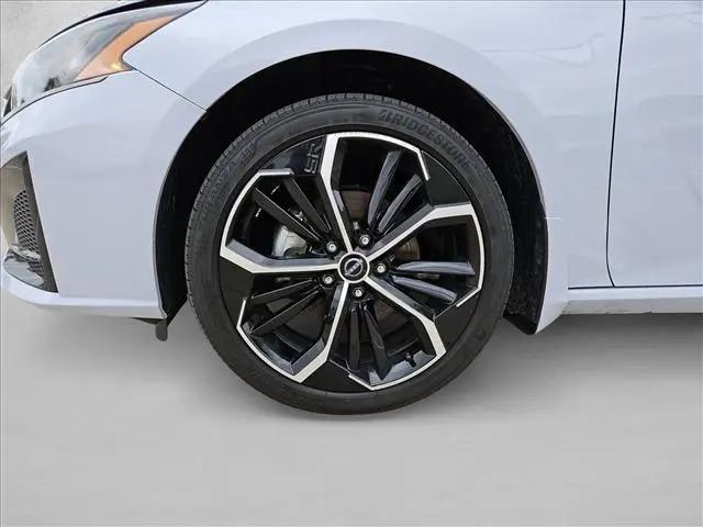 2025 Nissan Altima SR AWD