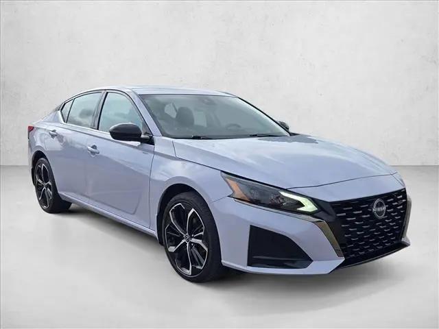 2025 Nissan Altima SR AWD