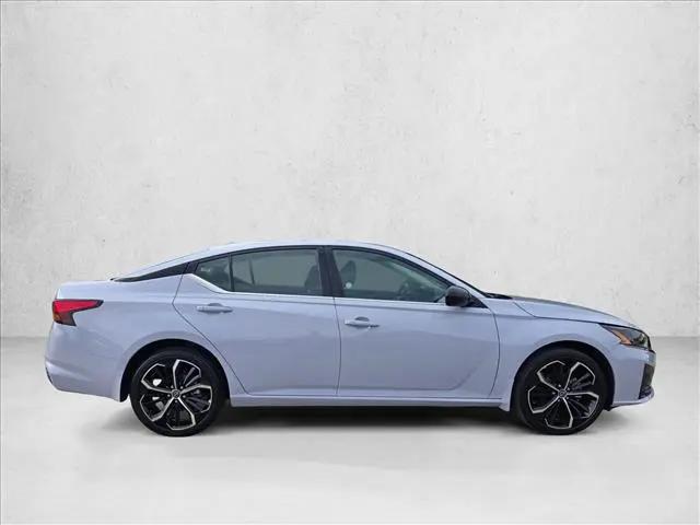 2025 Nissan Altima SR AWD